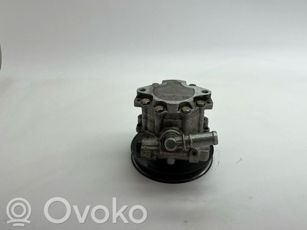 Nissan Primera Power steering pump 
