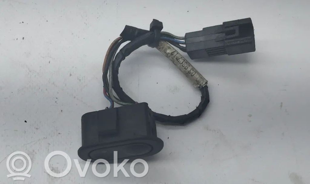 Opel Corsa B Electric window control switch 