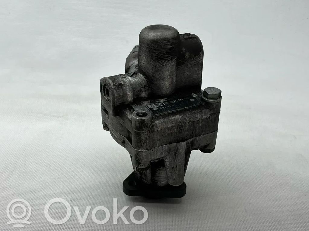 Ohjaustehostimen pumppu   7681955280,0040504,8D0145156