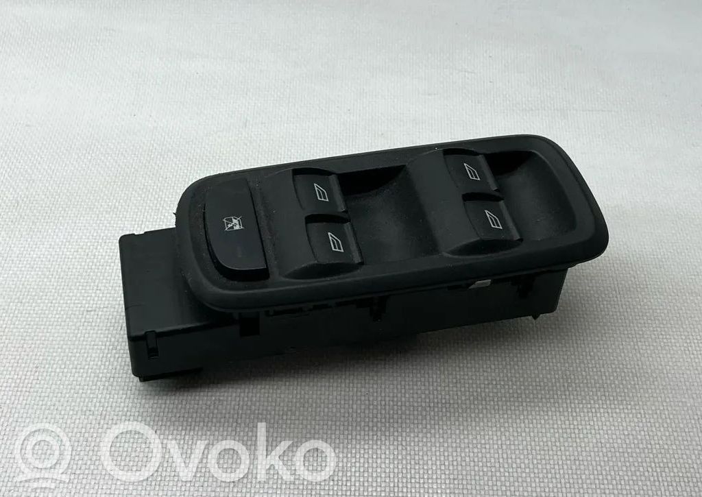 Electric window control switch   8A6T14A132CC,10008942