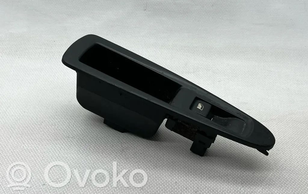 Electric window control switch   9650912777,215436,4PINOS