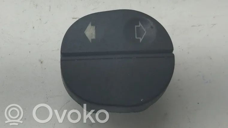 Ford Fiesta I Electric window control switch 