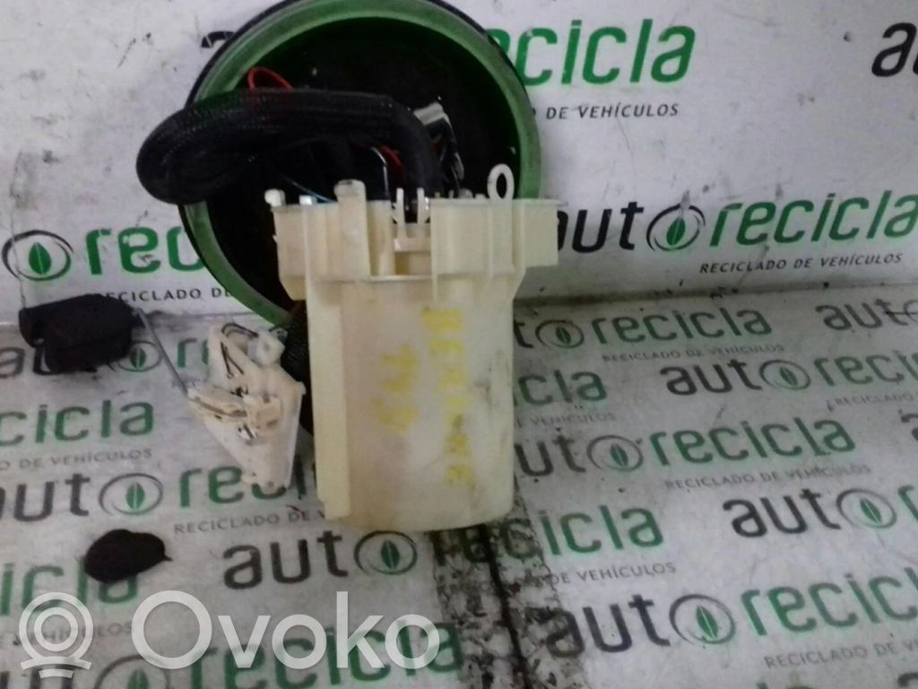 Bomba interna de combustible