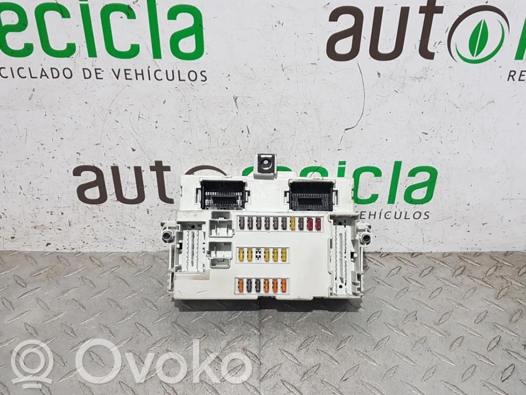 Alfa Romeo Giulia Fuse module 