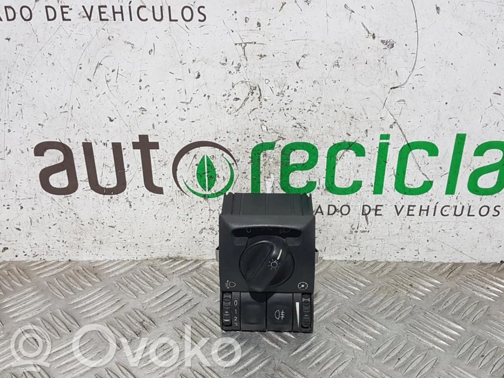 Opel Omega B1 Light switch 