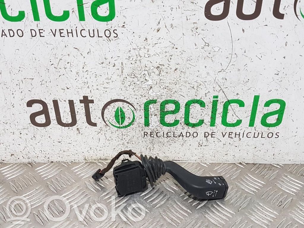 Interruptor del limpiaparabrisas   090243395
