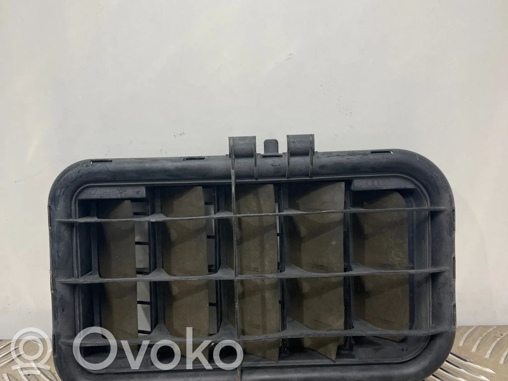 Audi A8 S8 D4 4H Kulmapaneelin paineventtiili 