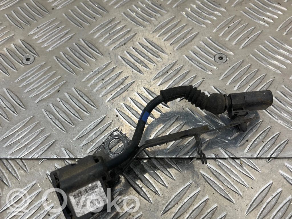 Audi A8 S8 D3 4E Air suspension front height level sensor 
