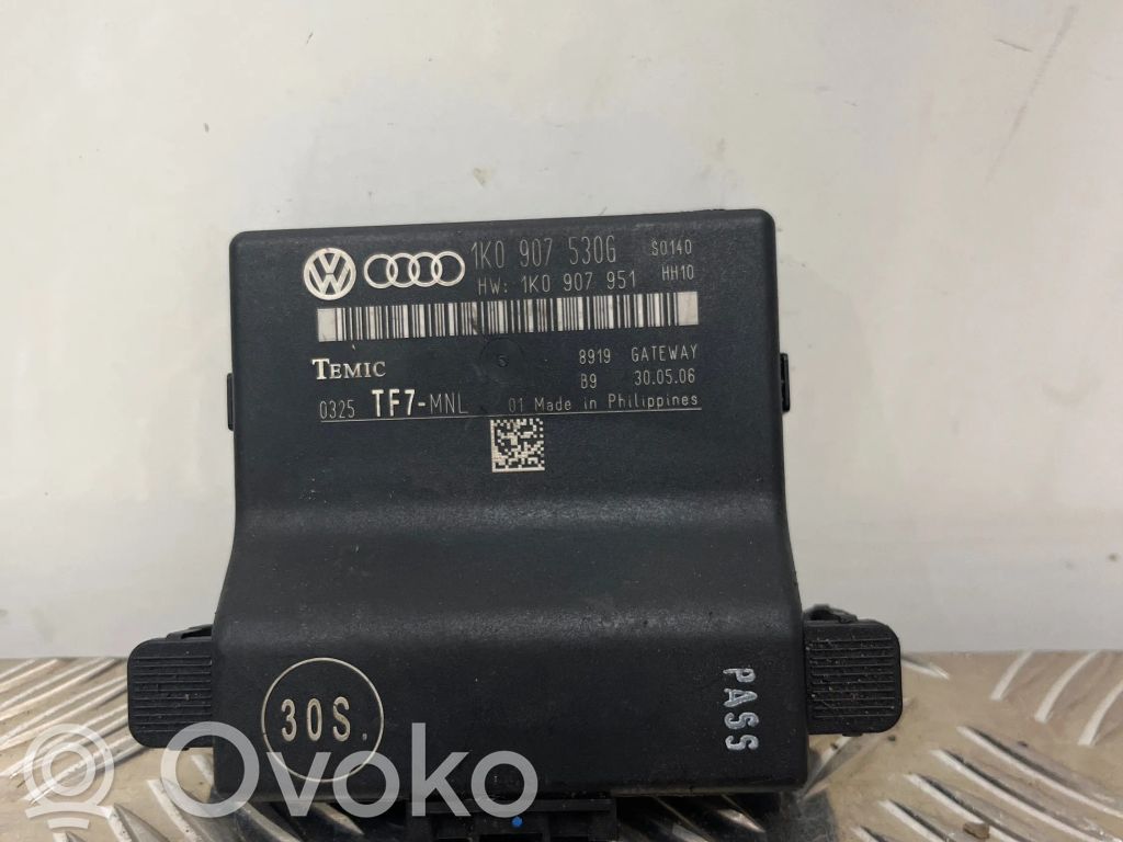 Audi A3 S3 8P Gateway control module 