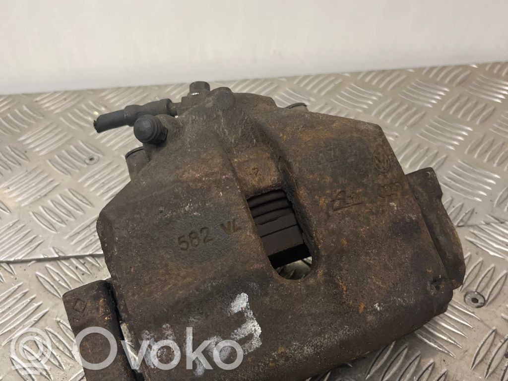 Volkswagen Eos Front brake caliper 