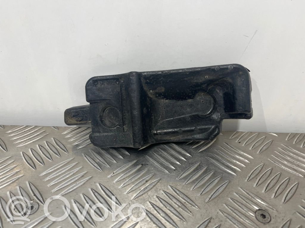 Audi Q5 SQ5 8R Deformacinis elementas 