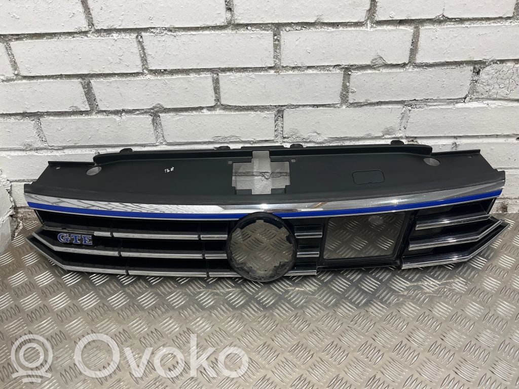 Volkswagen PASSAT B8 Atrapa chłodnicy / Grill 