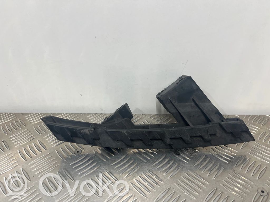 Audi Q7 4L Front bumper mounting bracket 