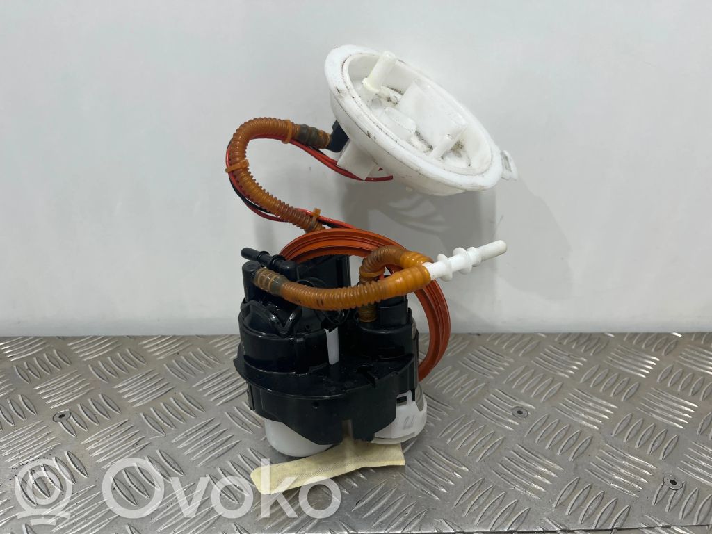 Audi A6 S6 C8 4K Bomba interna de combustible 