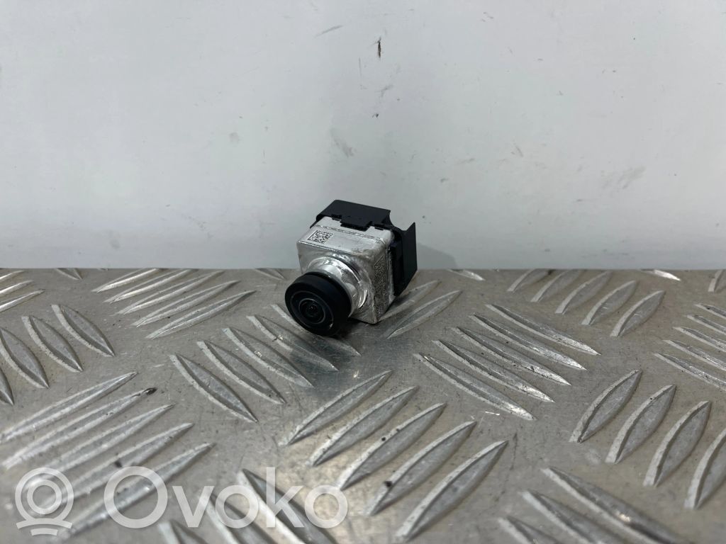 Audi Q7 4M Front bumper camera 
