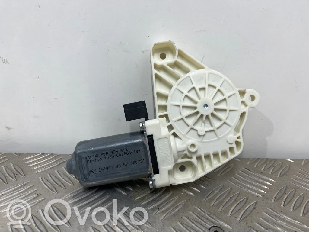 Audi Q5 SQ5 FY Silniczek podnoszenia szyby drzwi tylnych 
