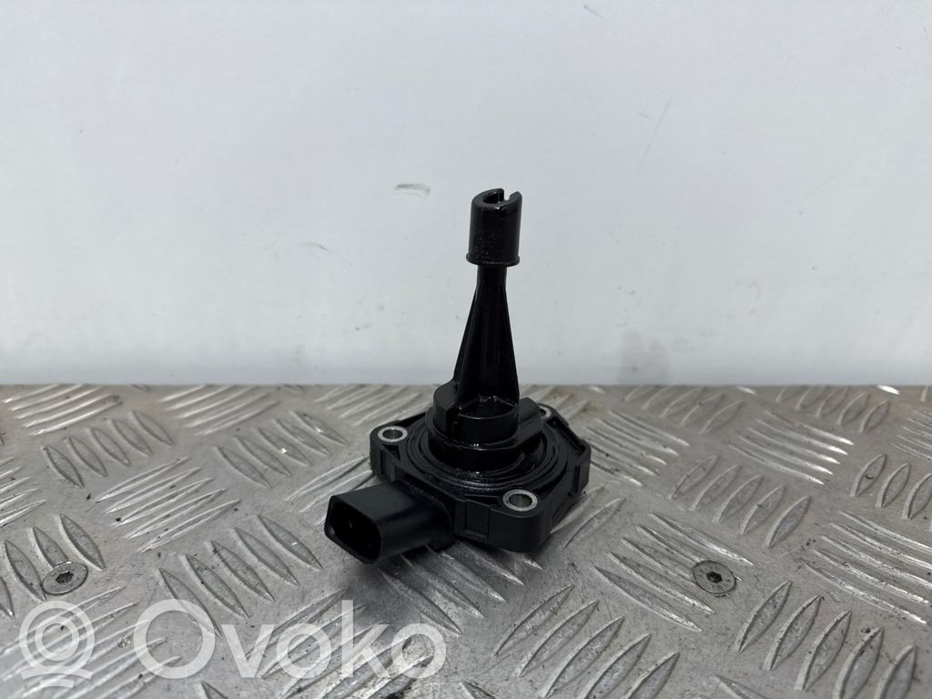 Audi Q7 4L Oil level sensor 