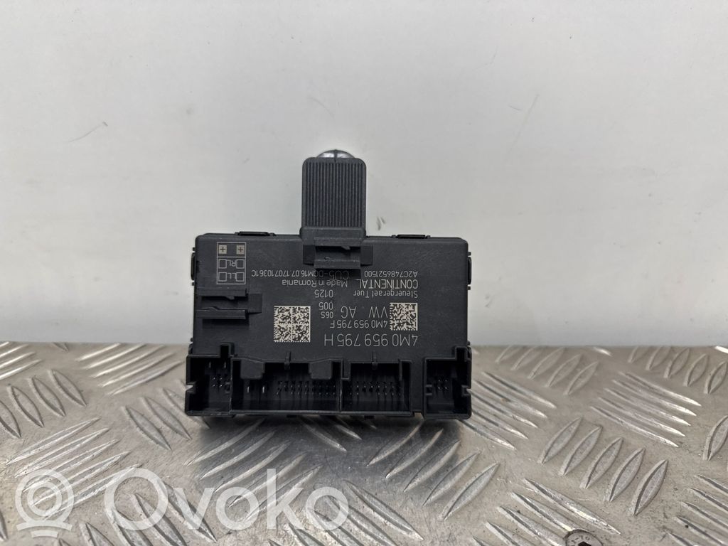 Audi A4 S4 B9 8W Door control unit/module 