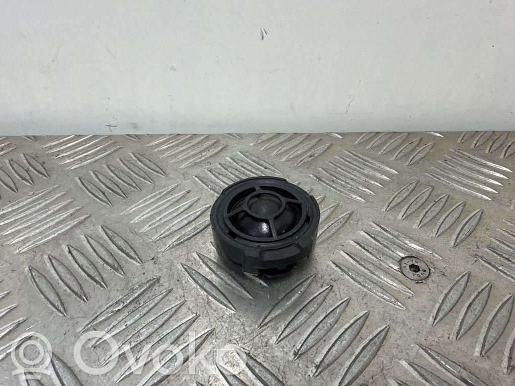 Audi A4 S4 B9 8W Panel speaker 