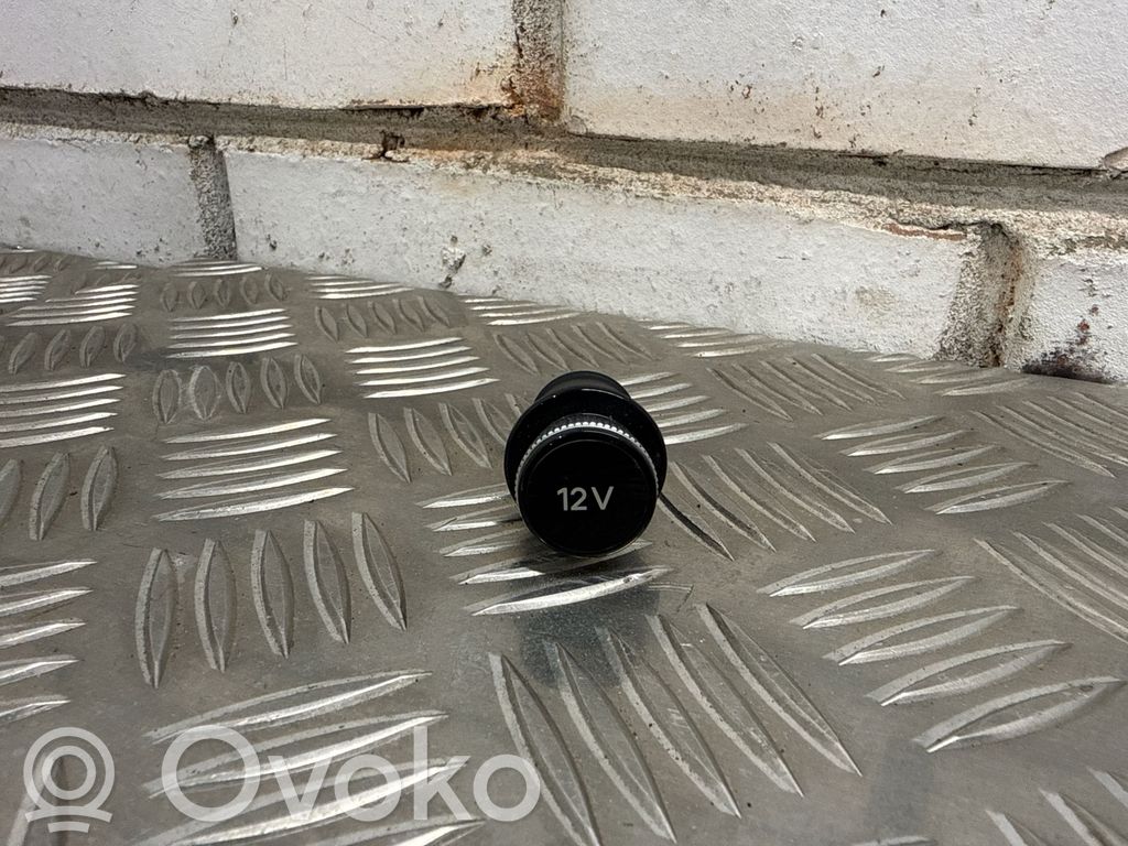 Audi A6 S6 C8 4K 12 V Socket (front) 