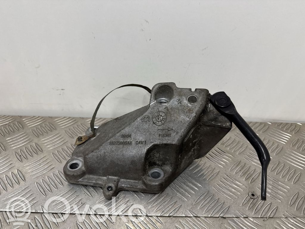 Engine mounting bracket   68275986AA