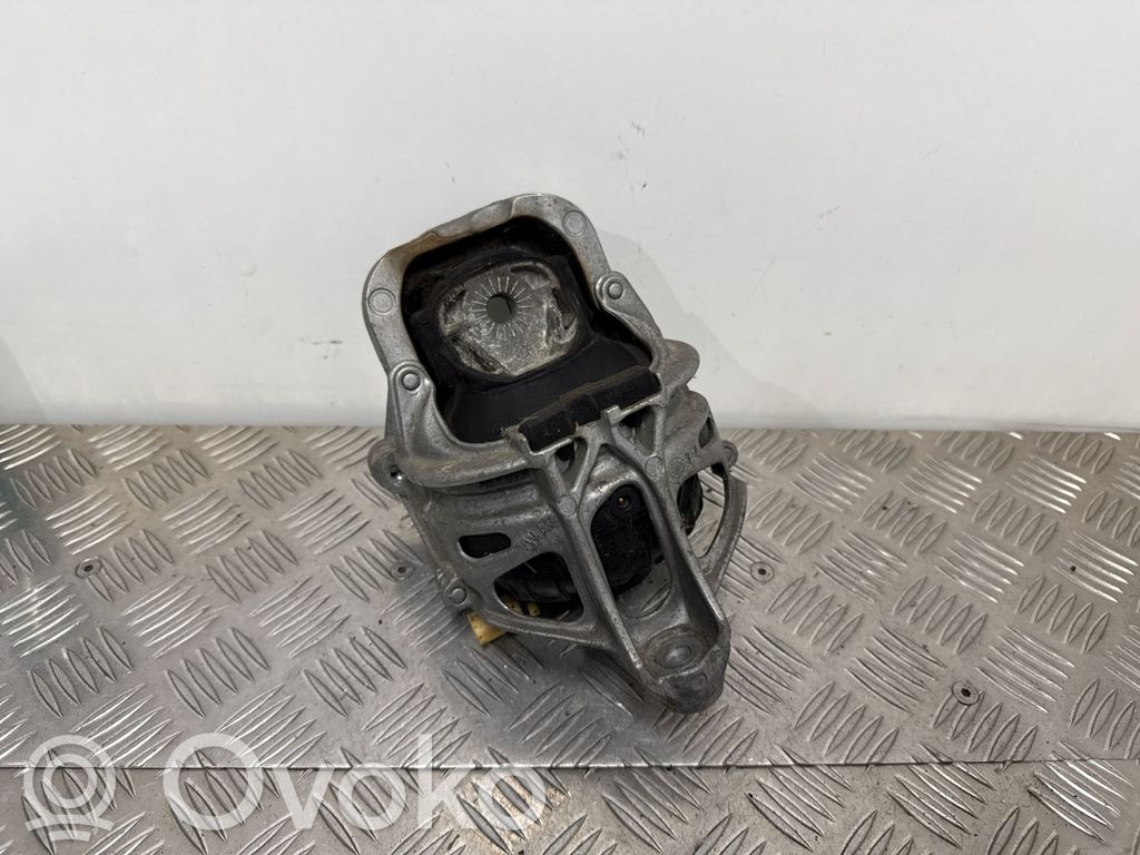 Audi Q5 SQ5 FY Engine mount bracket 