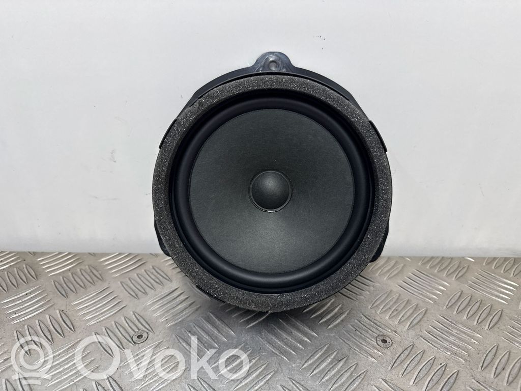 Audi A6 S6 C8 4K Front door speaker 