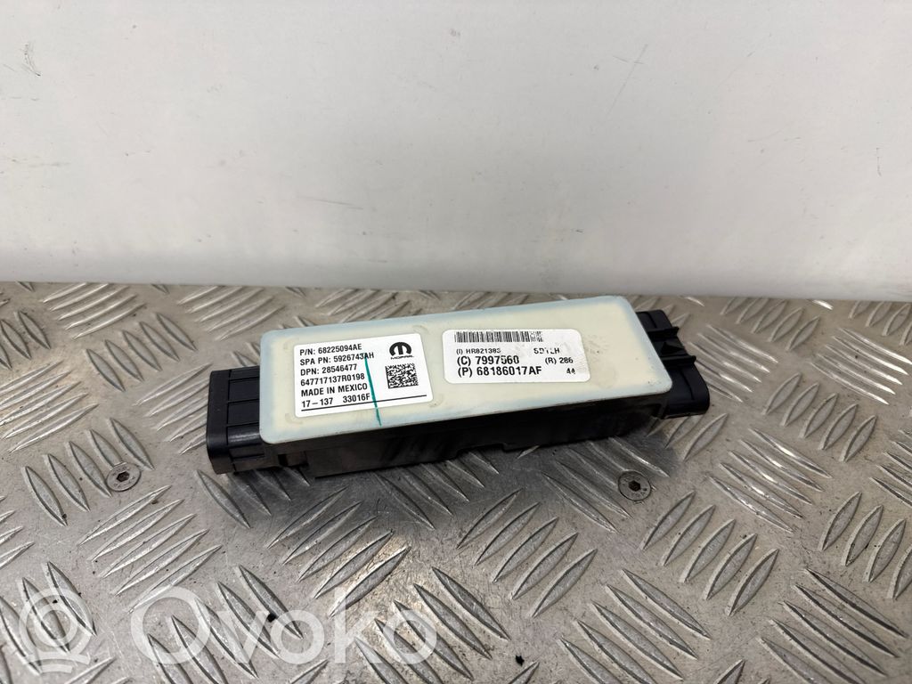 Chrysler Pacifica Sliding door control unit/module 