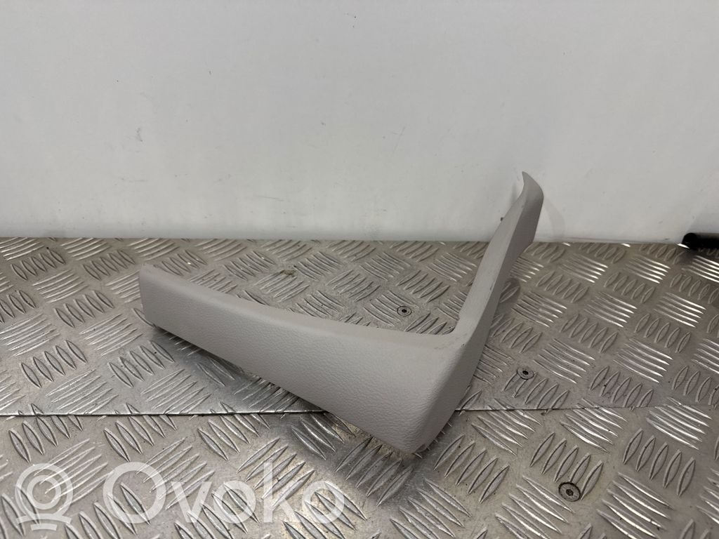 Chrysler Pacifica (A) pillar trim 