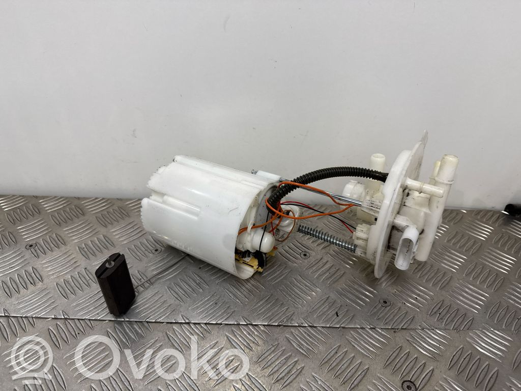 Chrysler Pacifica Bomba interna de combustible 