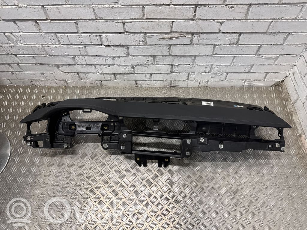 Audi A7 S7 4K8 Панель 