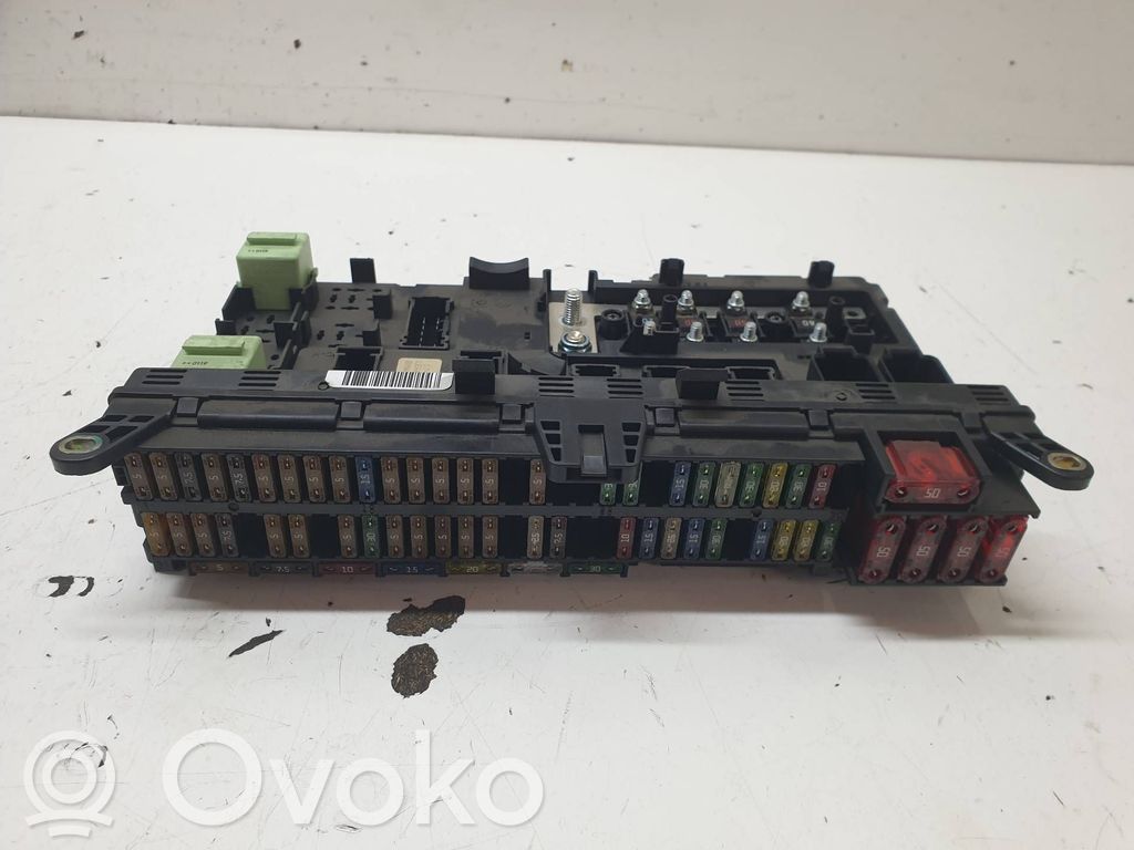 Unidad de control del BSM   6907395