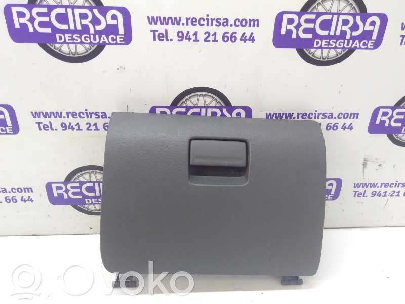 Ford Focus Vano portaoggetti 