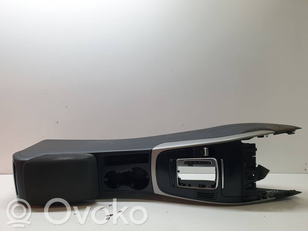 Consola central   8K0864981F