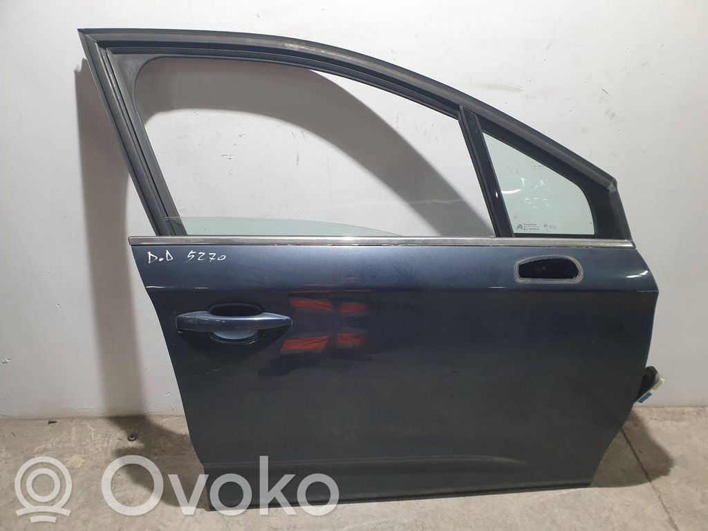 Puerta delantera   9004CY