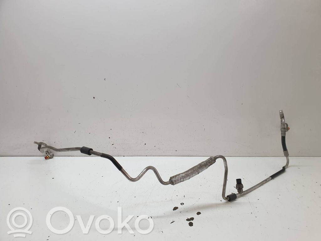 BMW 3 E90 E91 Conductă/furtun aer condiționat (A/C) 