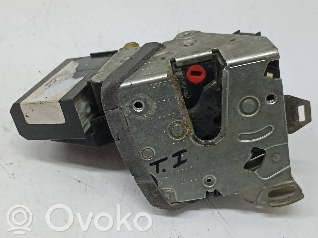 Takaoven lukko   8125671