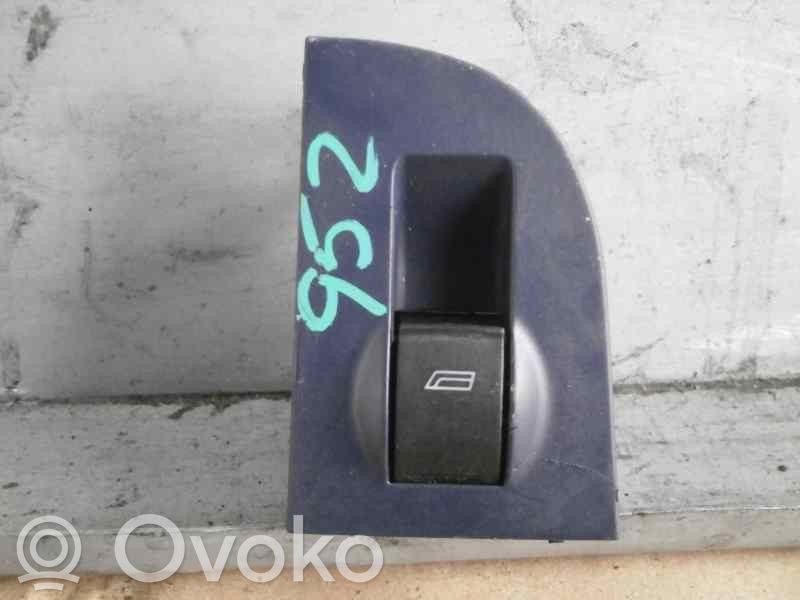 Audi A6 S6 C5 4B Interruptor del elevalunas eléctrico