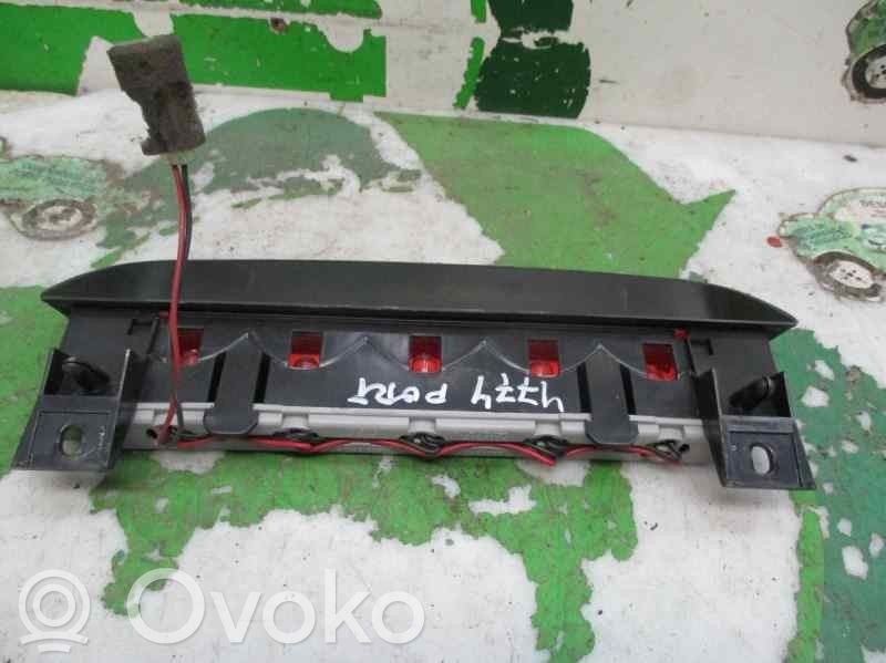 Chevrolet Tacuma Lampă frână centrală 