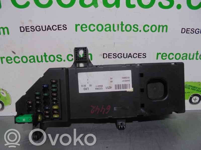 Opel Signum Drošinātāju kaste (komplekts)