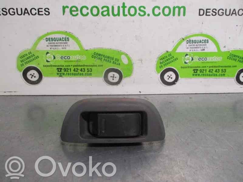 Peugeot 107 Elektrisko logu slēdzis