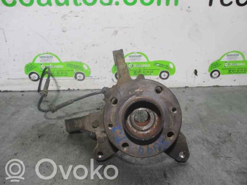 Renault Megane II Achsschenkel vorne 