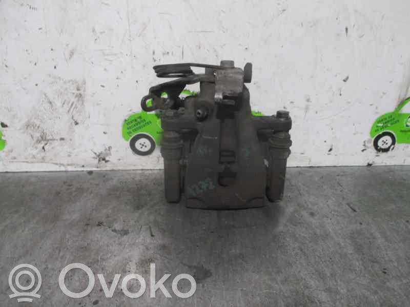Ford Mondeo MK IV Supporto della pinza del freno posteriore