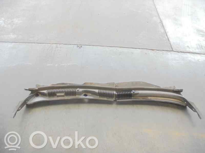 Chevrolet Captiva Listwa szyby czołowej / przedniej