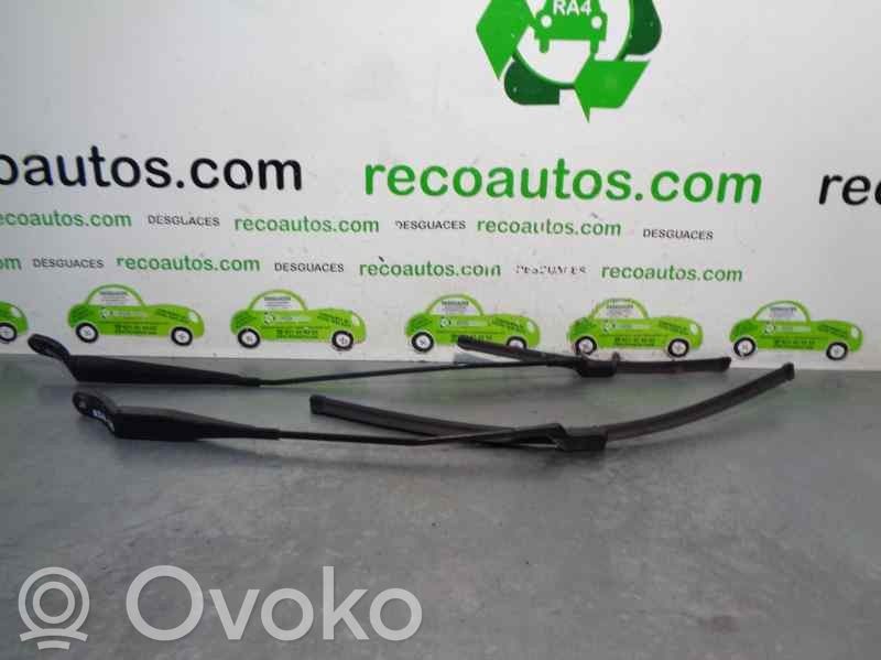 Citroen Berlingo Рычаг переднего стеклоочистителя