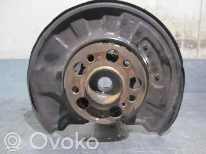 Mercedes-Benz C W204 Fuso a snodo con mozzo ruota posteriore