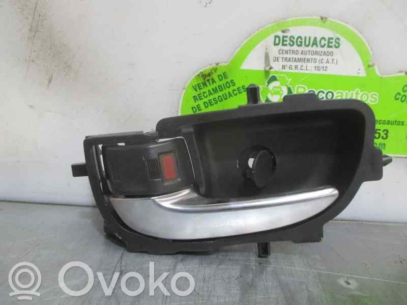 Toyota Yaris Klamka wewnętrzna drzwi tylnych