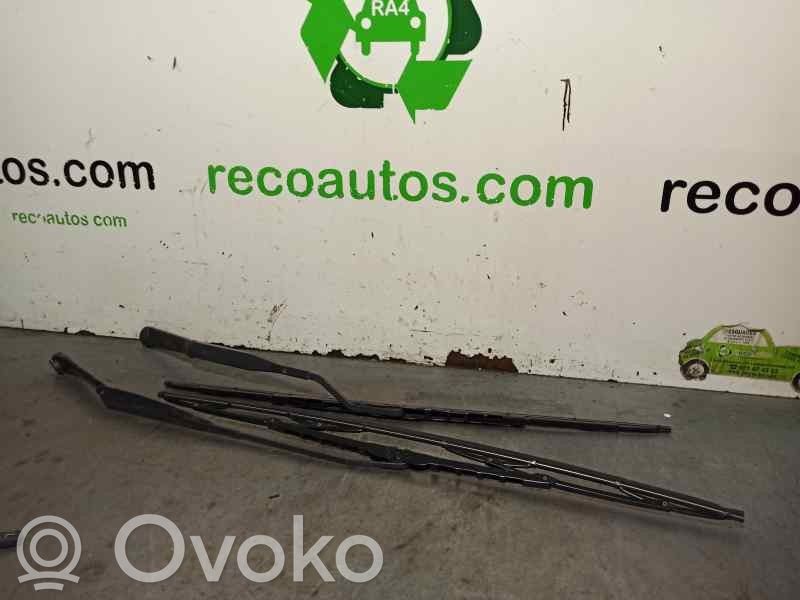 Alfa Romeo 156 Etupyyhkimen sulan varsi 