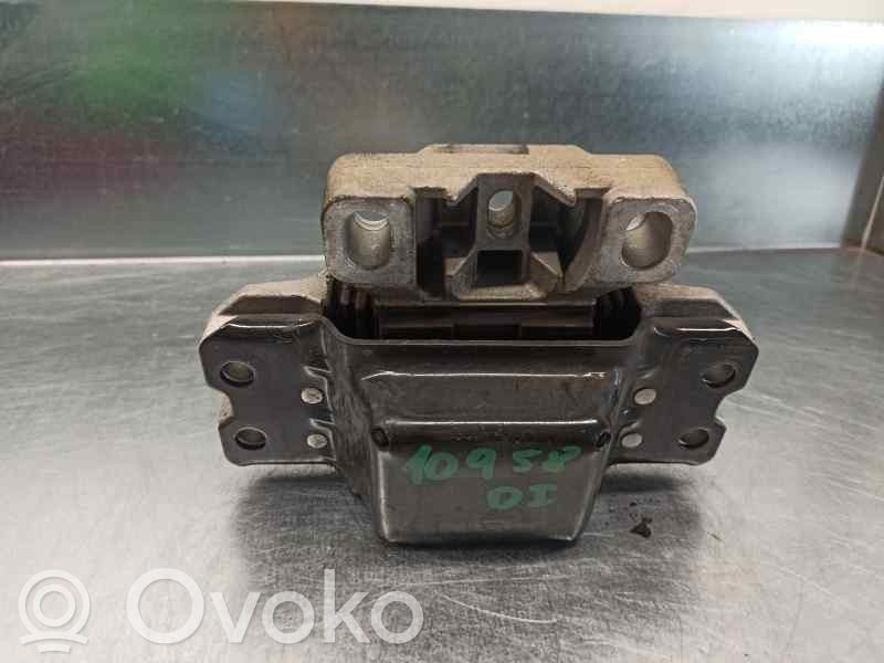 Volkswagen Golf SportWagen Dzinēja spilvens 