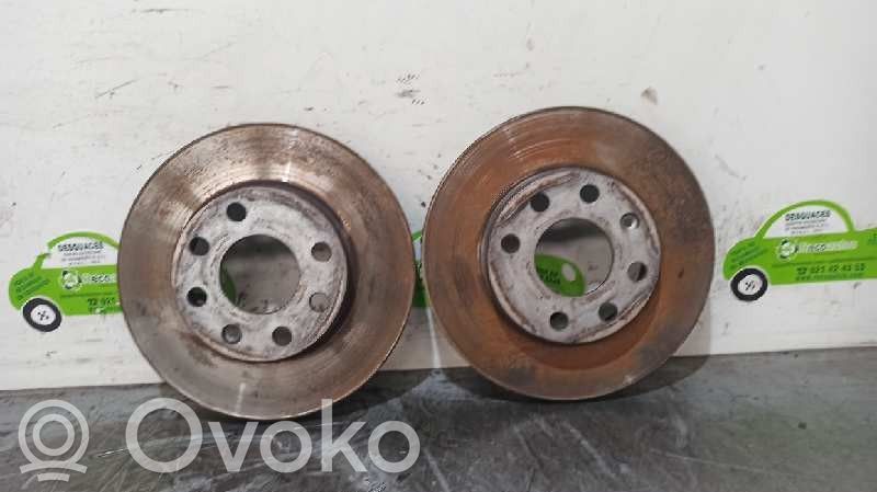 Opel Combo B Bremsscheibe vorne
